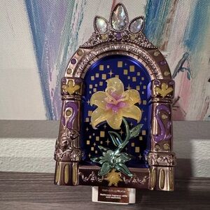 Rapunzel Wallflower Plug Bath and Body Works